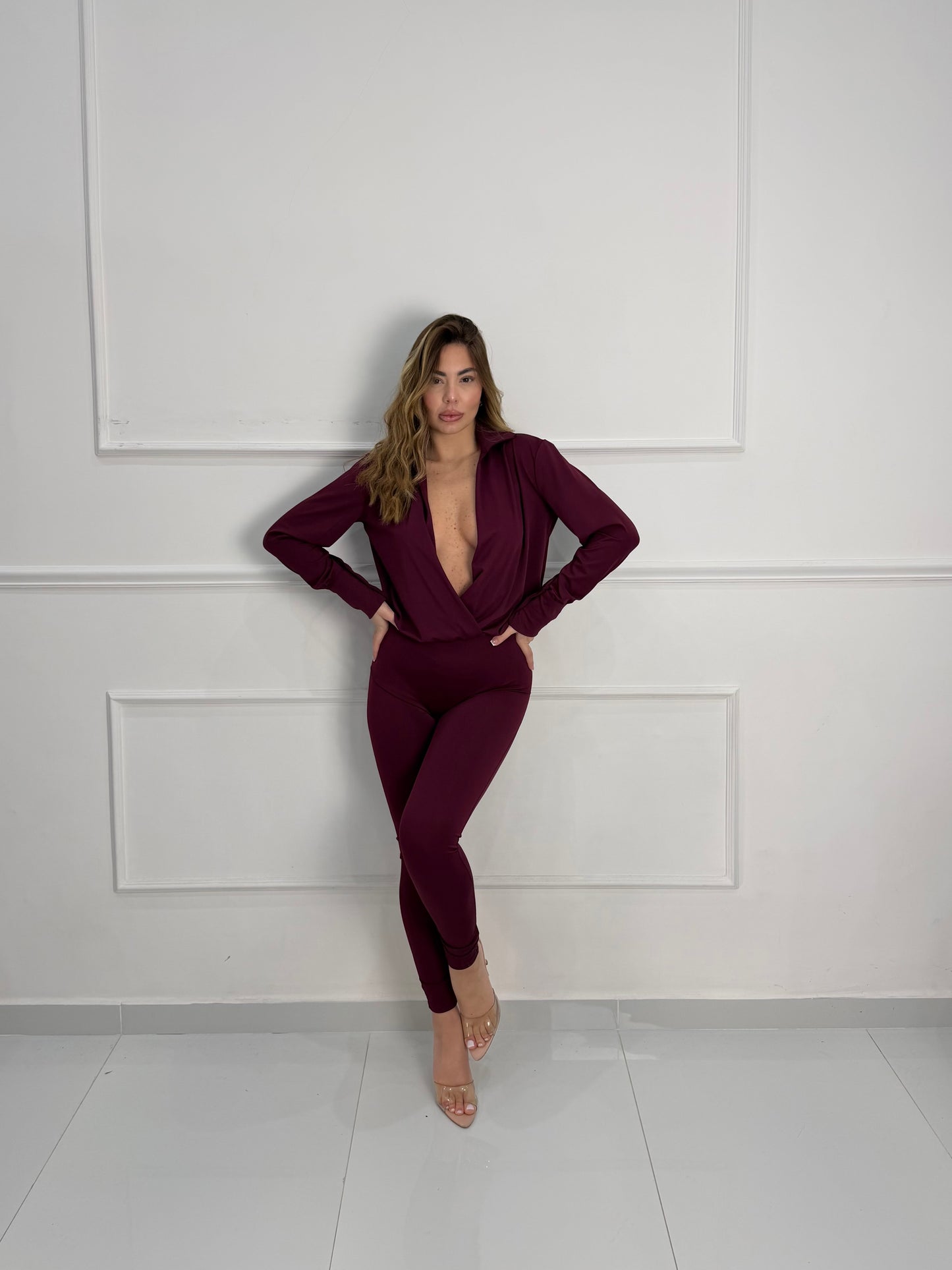 Tuta Colletto bordeaux