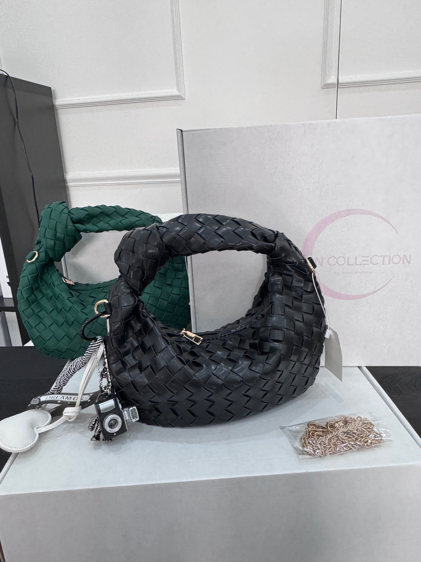 Borsa Moon