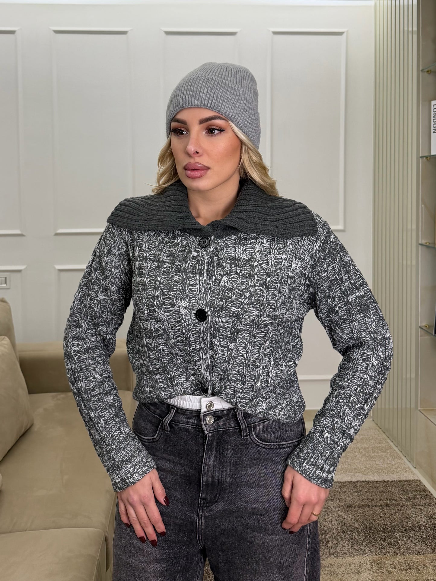 Pull Aura grigio