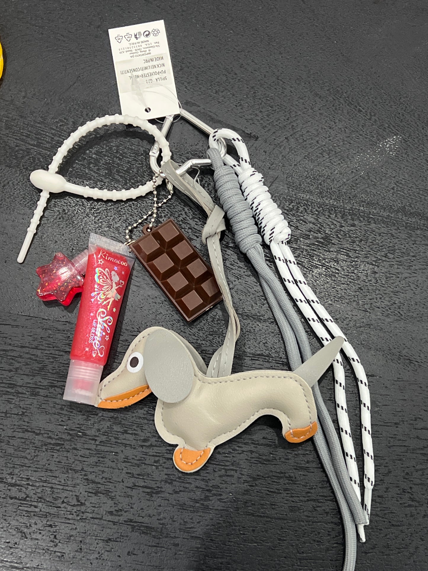 Charm + Lip gloss