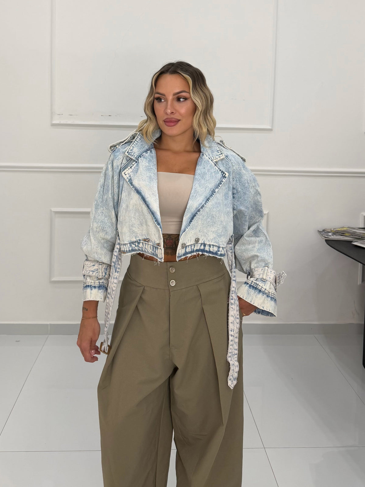 Giacca crop Rihanna