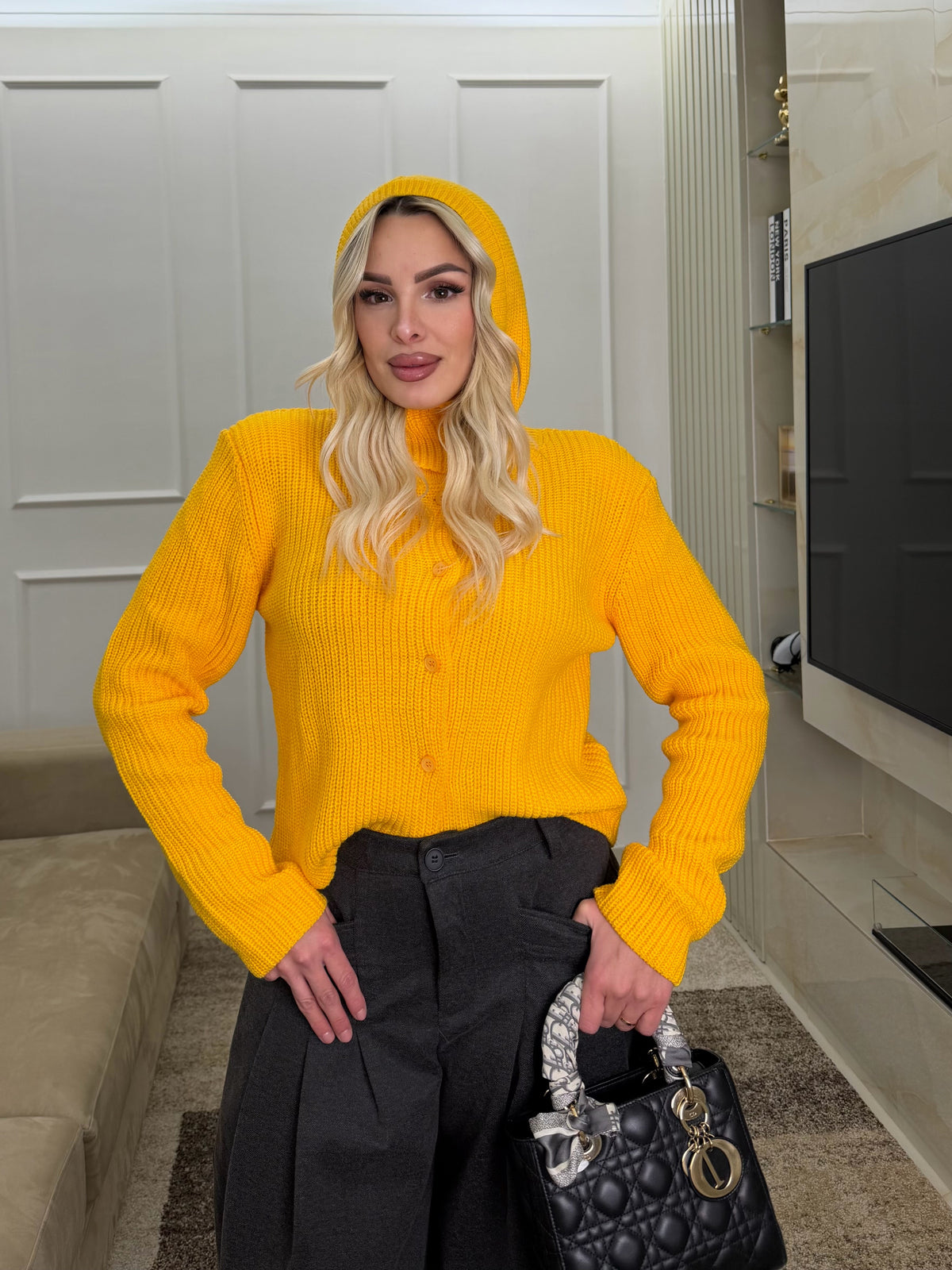 Pull con Balaclava senape